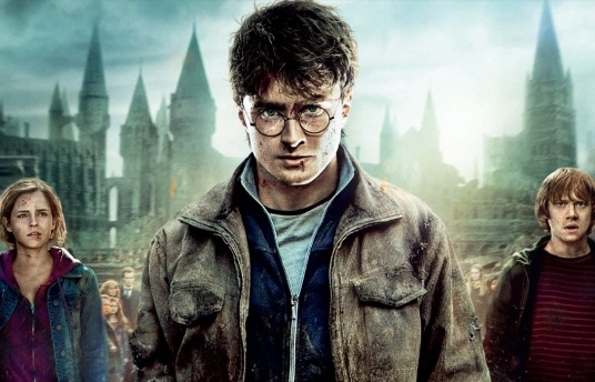 قسم الامن حصان يتصعد  DFI Film Review: Harry Potter and the Deathly Hallows - Part 2 – Blog |  Doha Film Institute